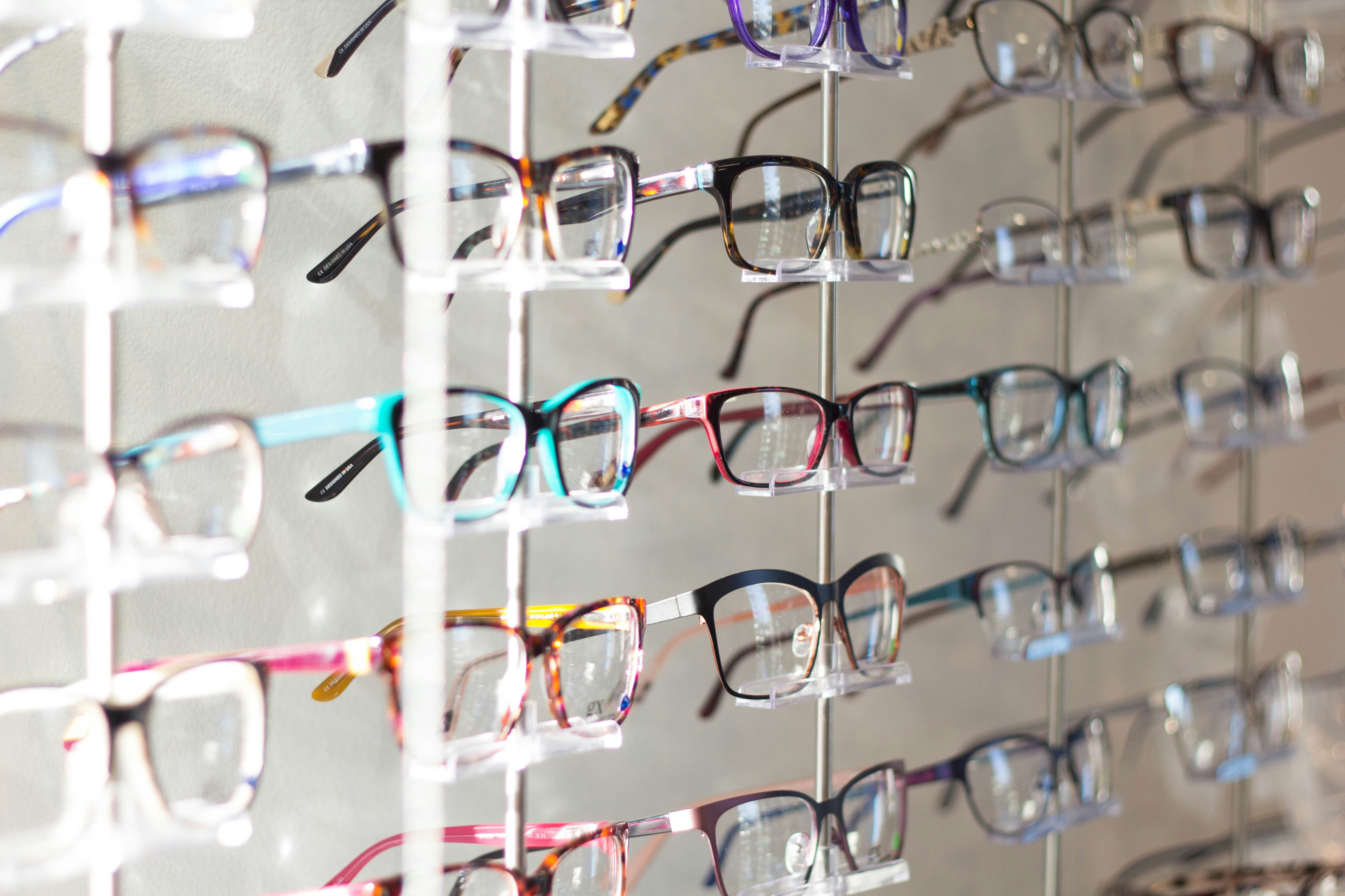 Optik Çerçeveler — İlhan Optik Kemalpaşa - İlhan Optik